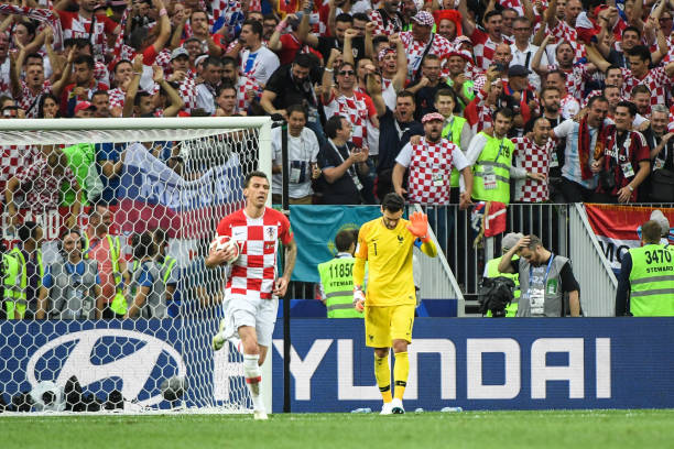 他的去留问 他的去留问