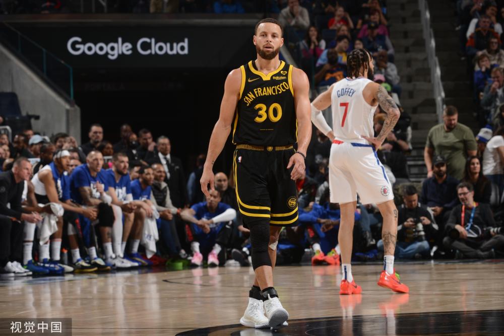 表现那么简 表现那么简